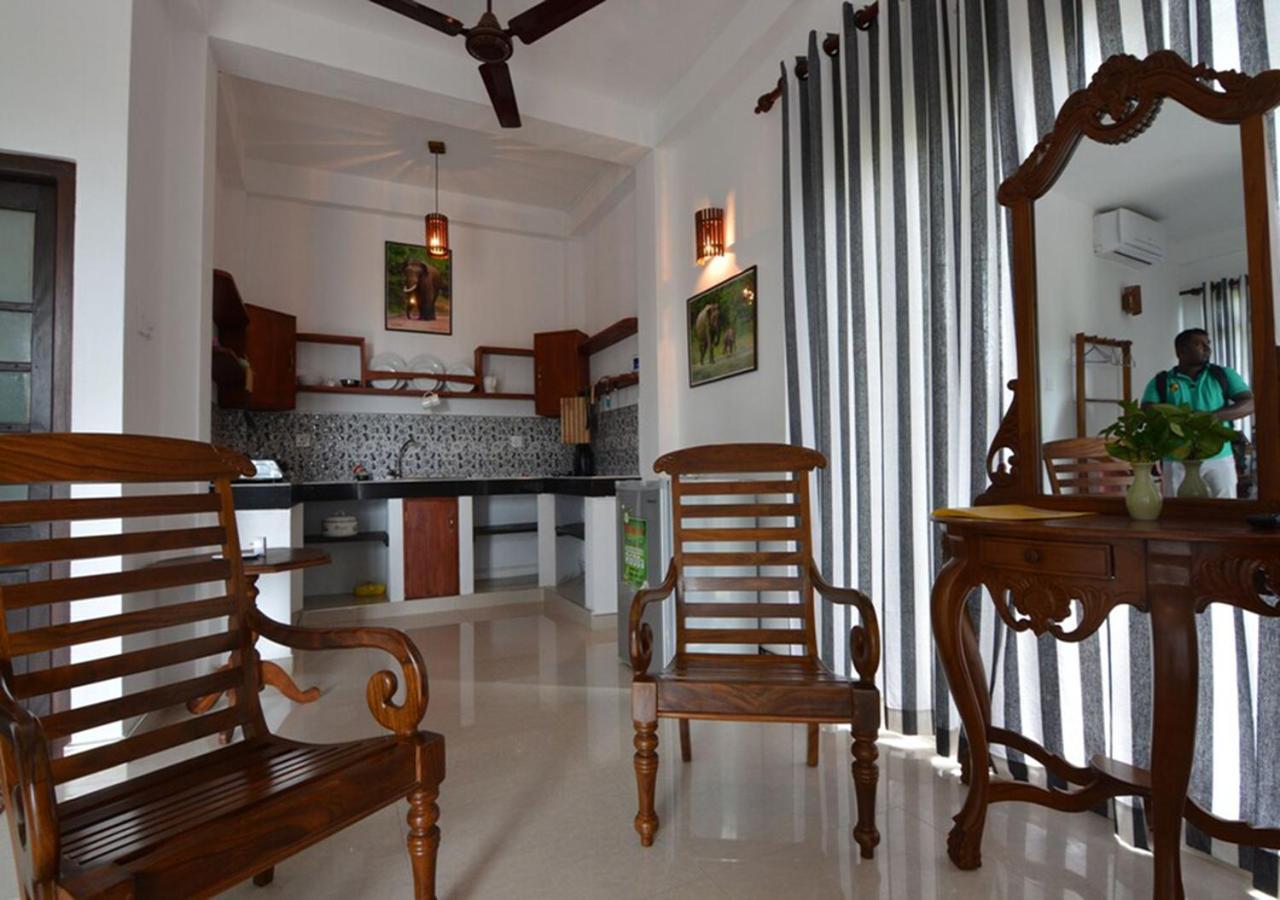 Seaview Deepal Villa Unawatuna Habitación foto